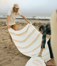 Load image into Gallery viewer, Sunday - SUSTAINABLE RECYCLED THROW BLANKET
